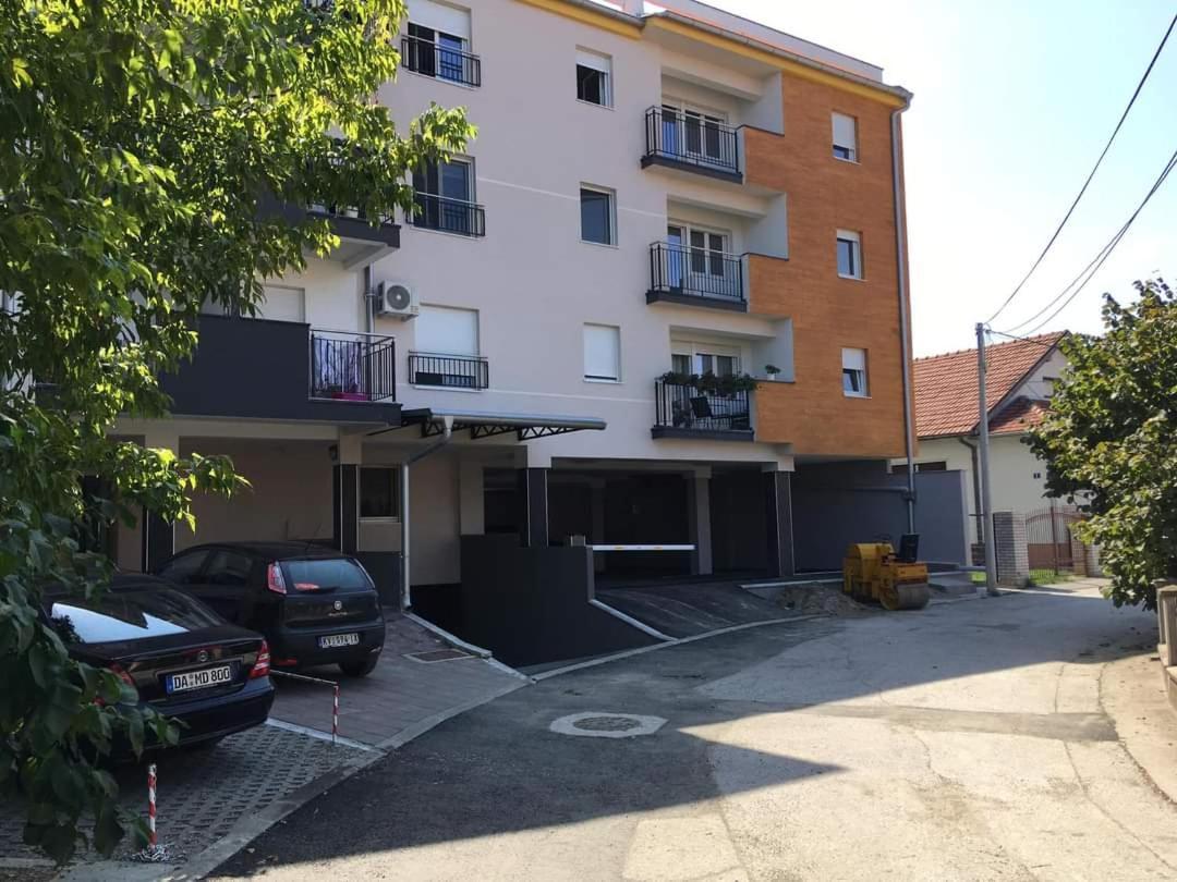 Apartmani S - Dsn Kraljevo Kültér fotó