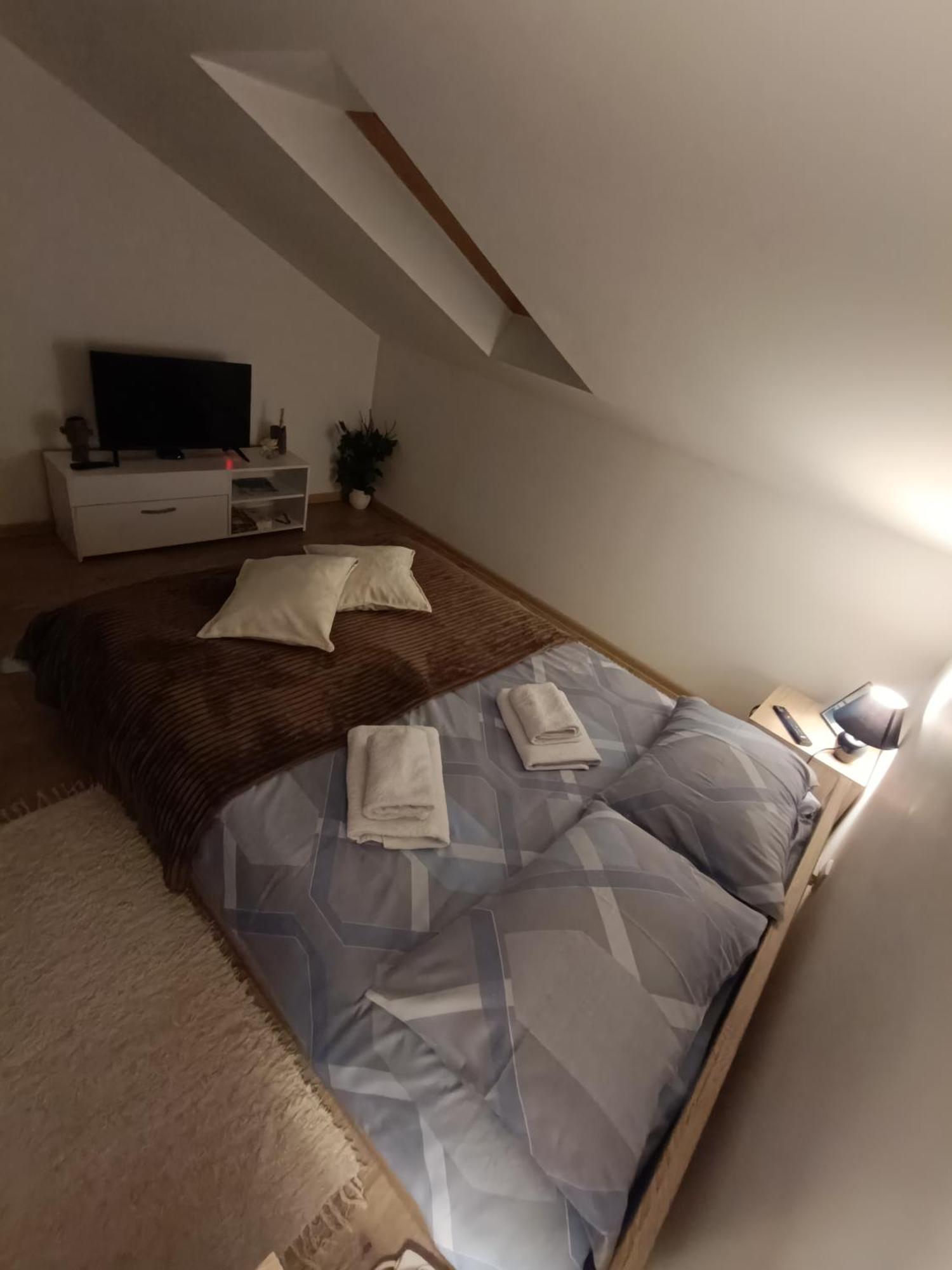 Apartmani S - Dsn Kraljevo Kültér fotó
