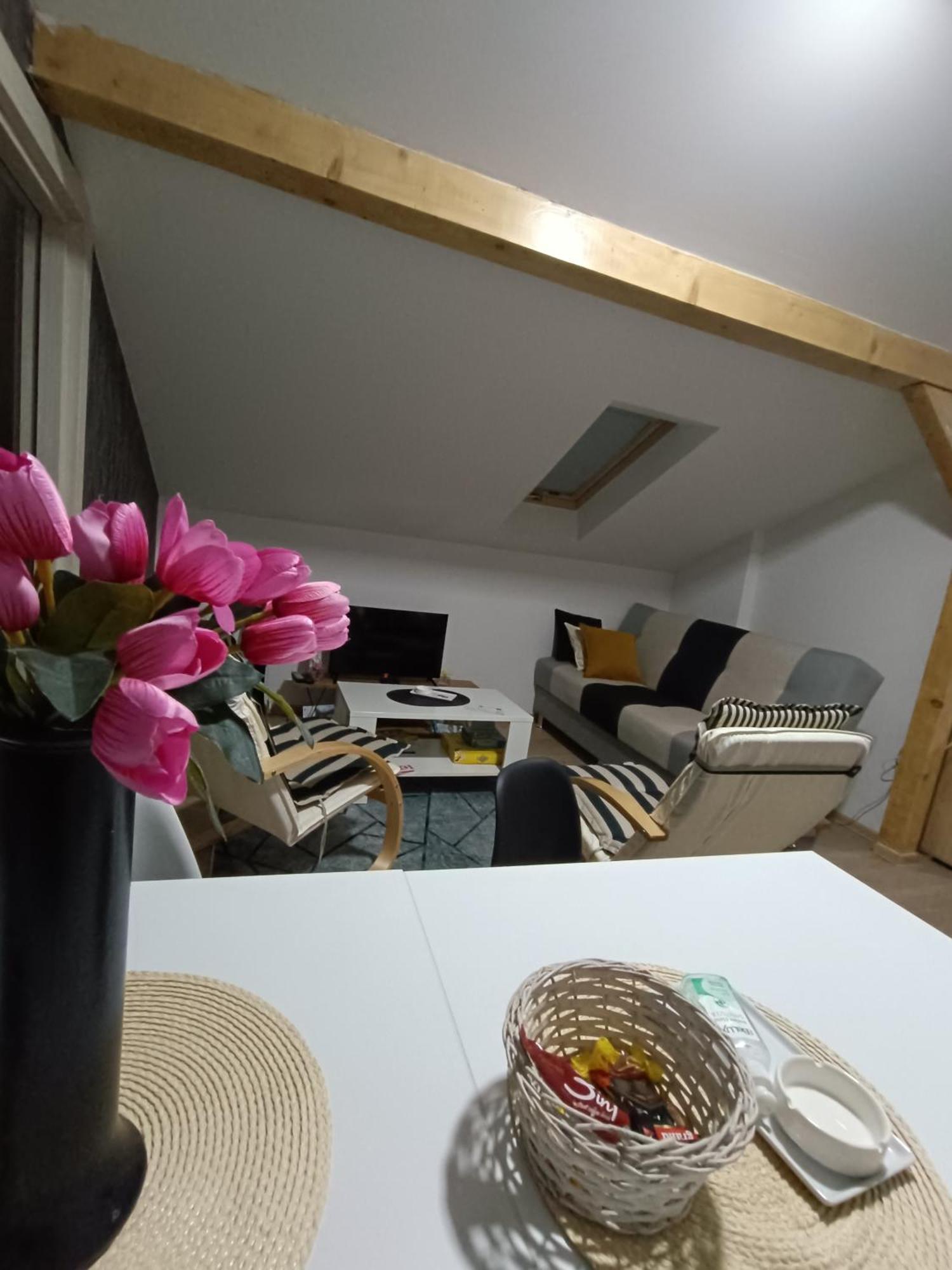 Apartmani S - Dsn Kraljevo Szoba fotó