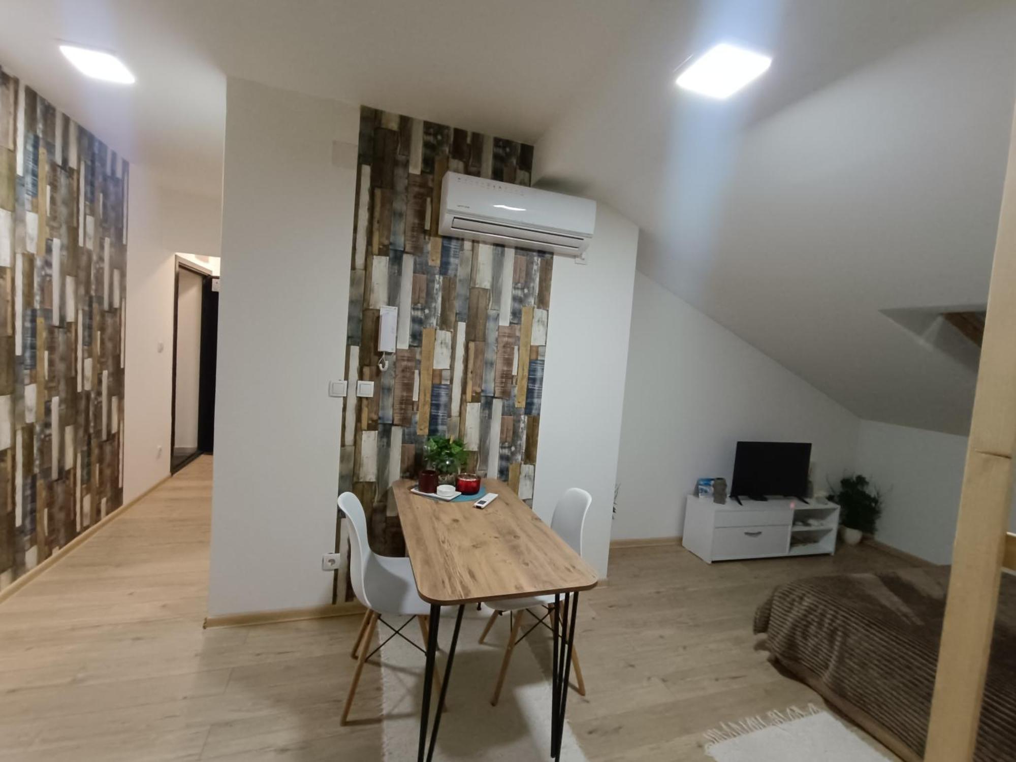 Apartmani S - Dsn Kraljevo Szoba fotó