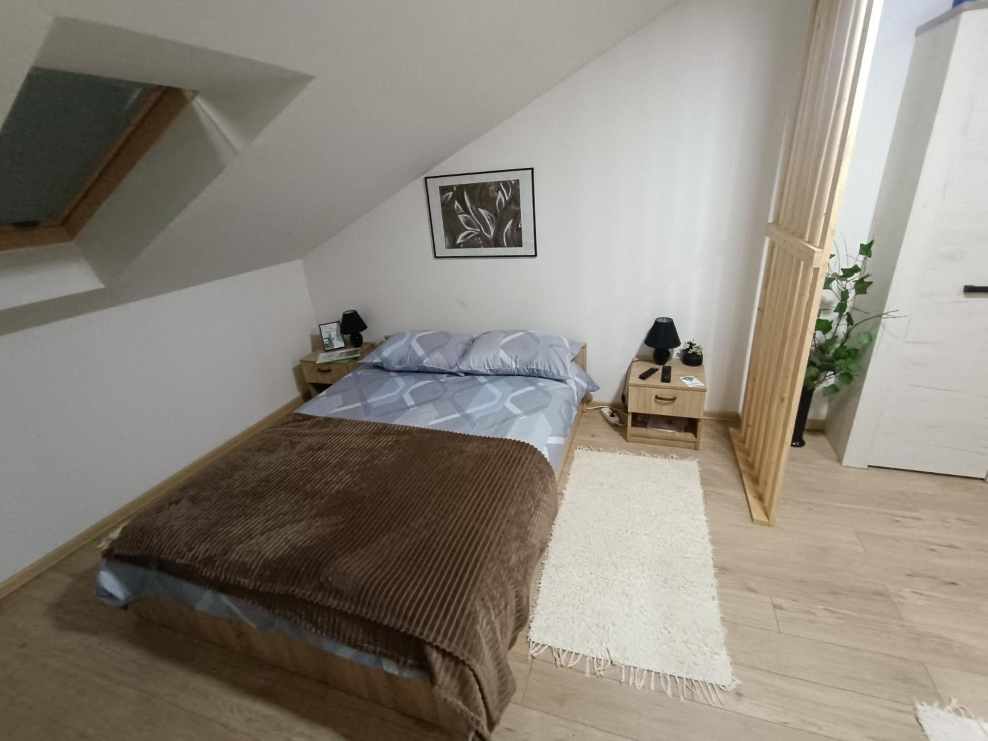 Apartmani S - Dsn Kraljevo Szoba fotó