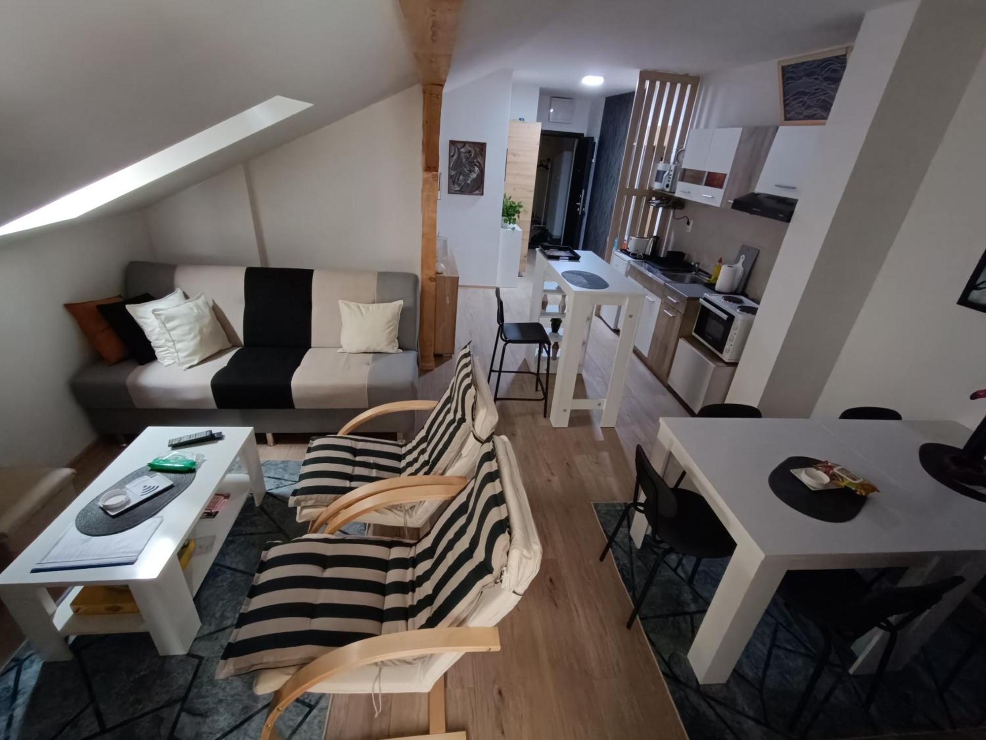 Apartmani S - Dsn Kraljevo Szoba fotó